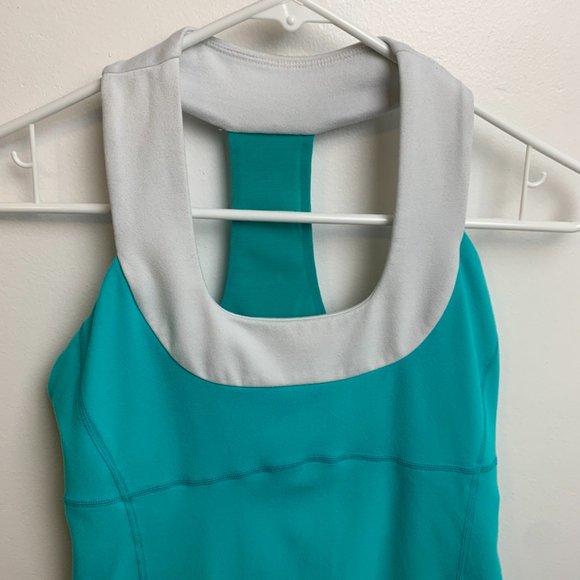 Lululemon Lagoon & White Scoop Neck Tank Top - Picture 7 of 11